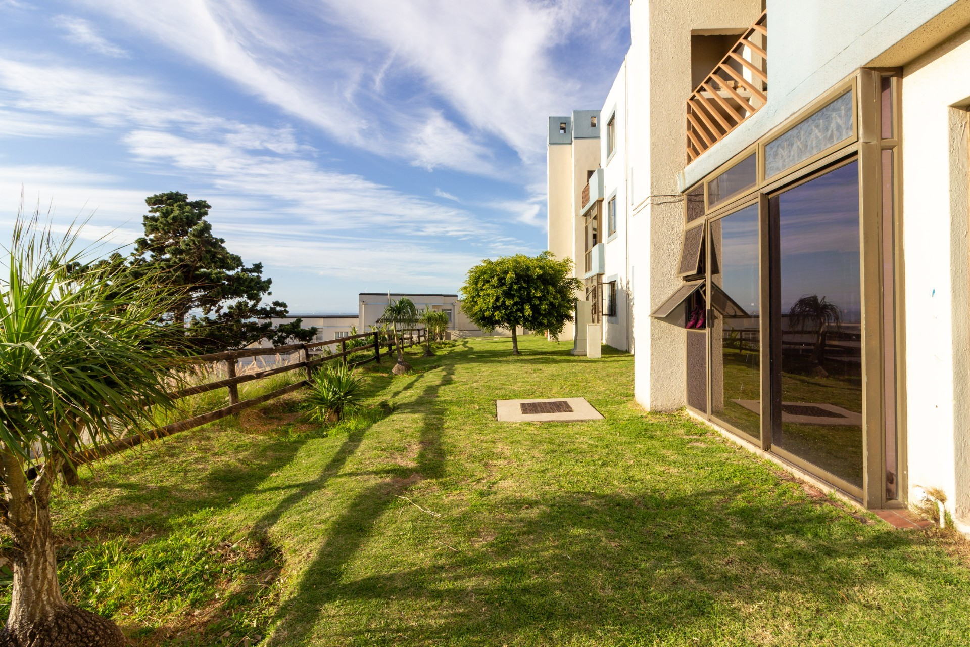 Apartment for sale in South End, Port Elizabeth, 94 m²