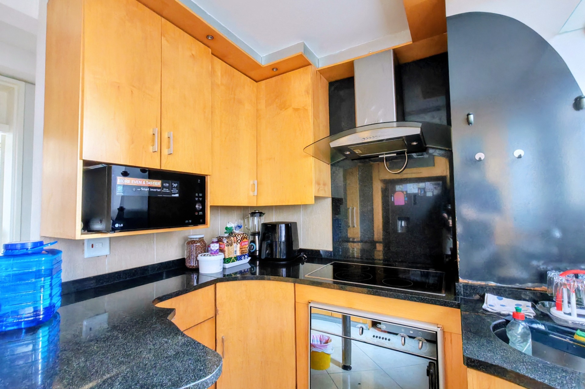 Apartment for rent in North Beach, Durban, KwaZulu Natal, 120 m²