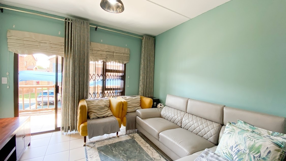 Apartment for rent in South Crest, Alberton