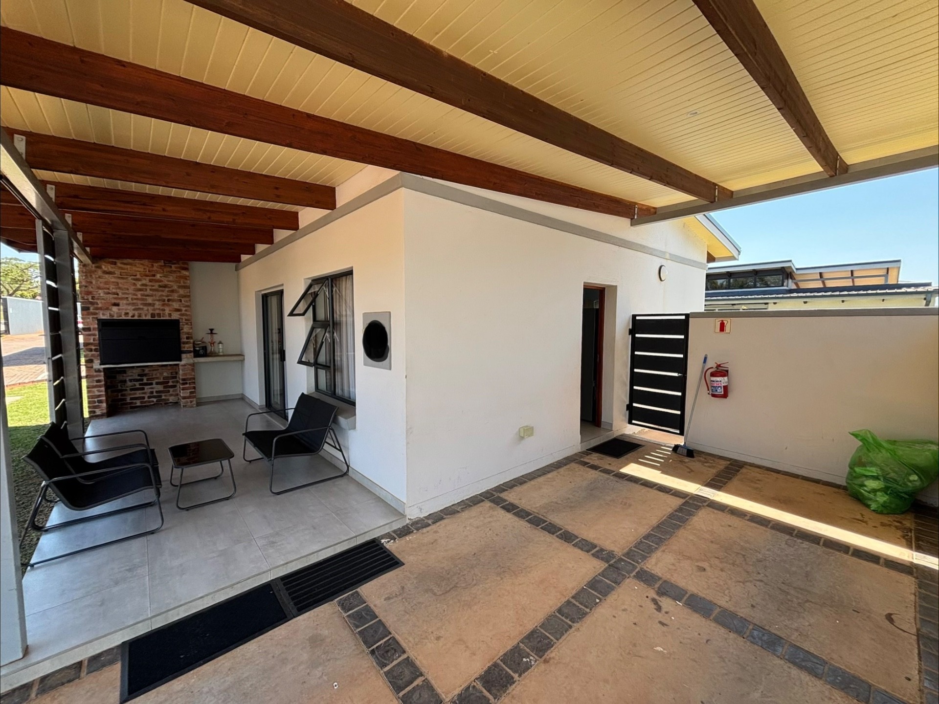 Townhouse for sale in White River Country Estate, White River, 89 m²
