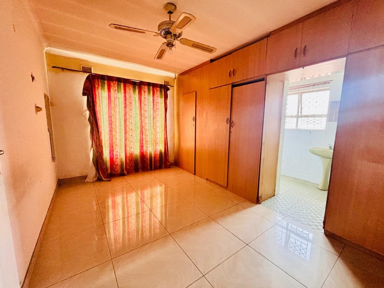 House for sale in Umkumbaan, Durban, KwaZulu Natal, 194 m²