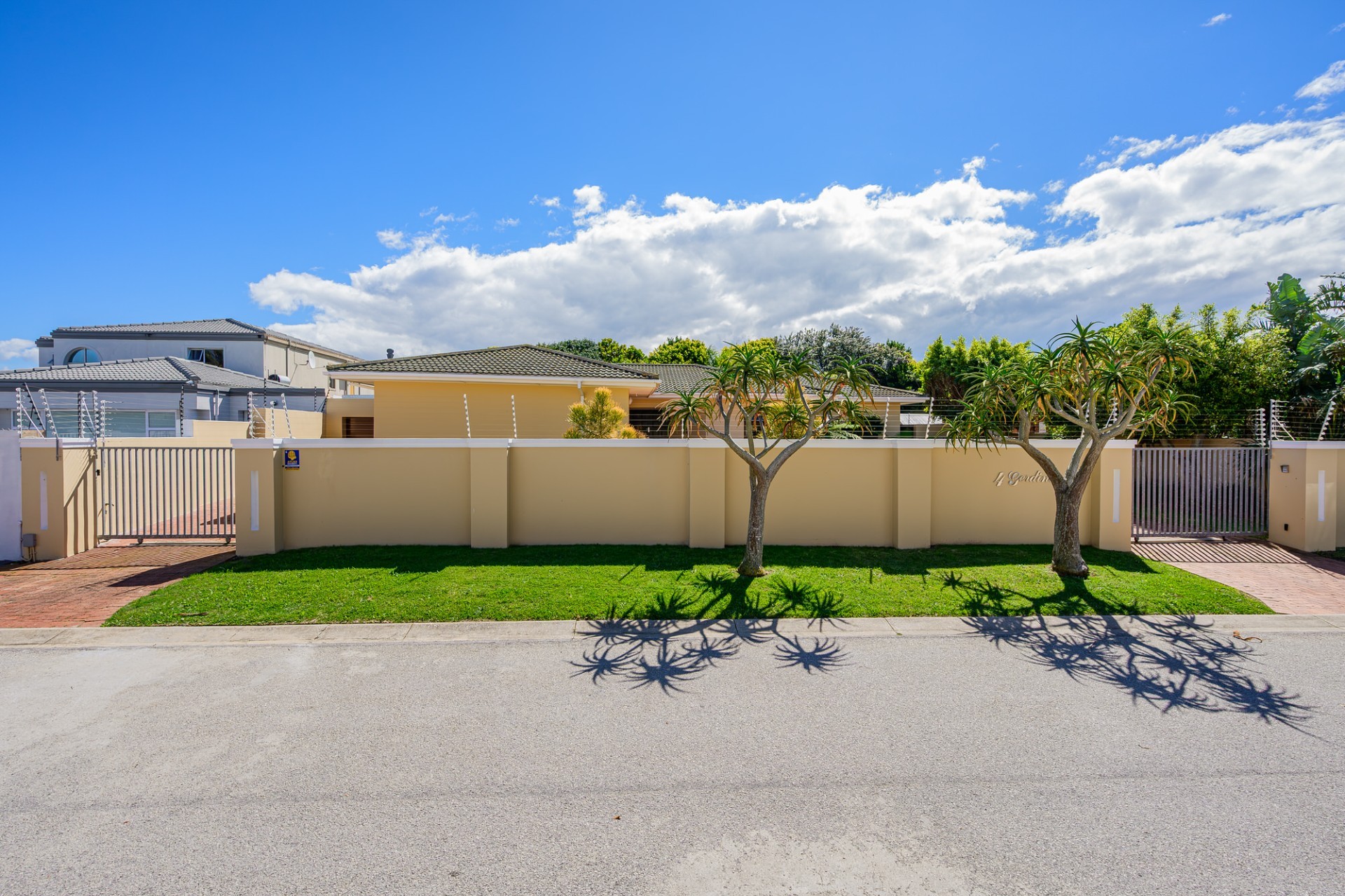 House for sale in Summerstrand, Port Elizabeth, 4 Gerdine Street, Summerstrand, Port Elizabeth, Eastern Cape, 269 m²