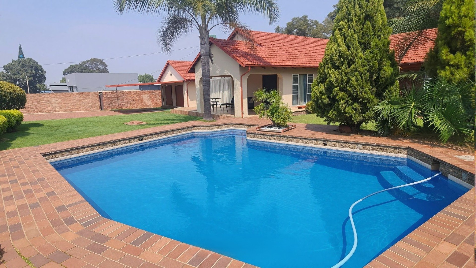 House for sale in Helderkruin, Roodepoort, 260 m²