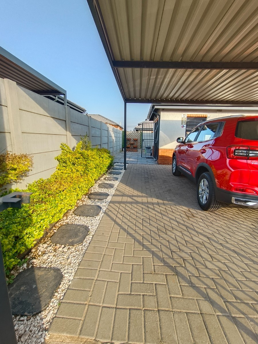 House for rent in Leopard's Rest Security Estate, Albertsdal, Alberton, 72 m²