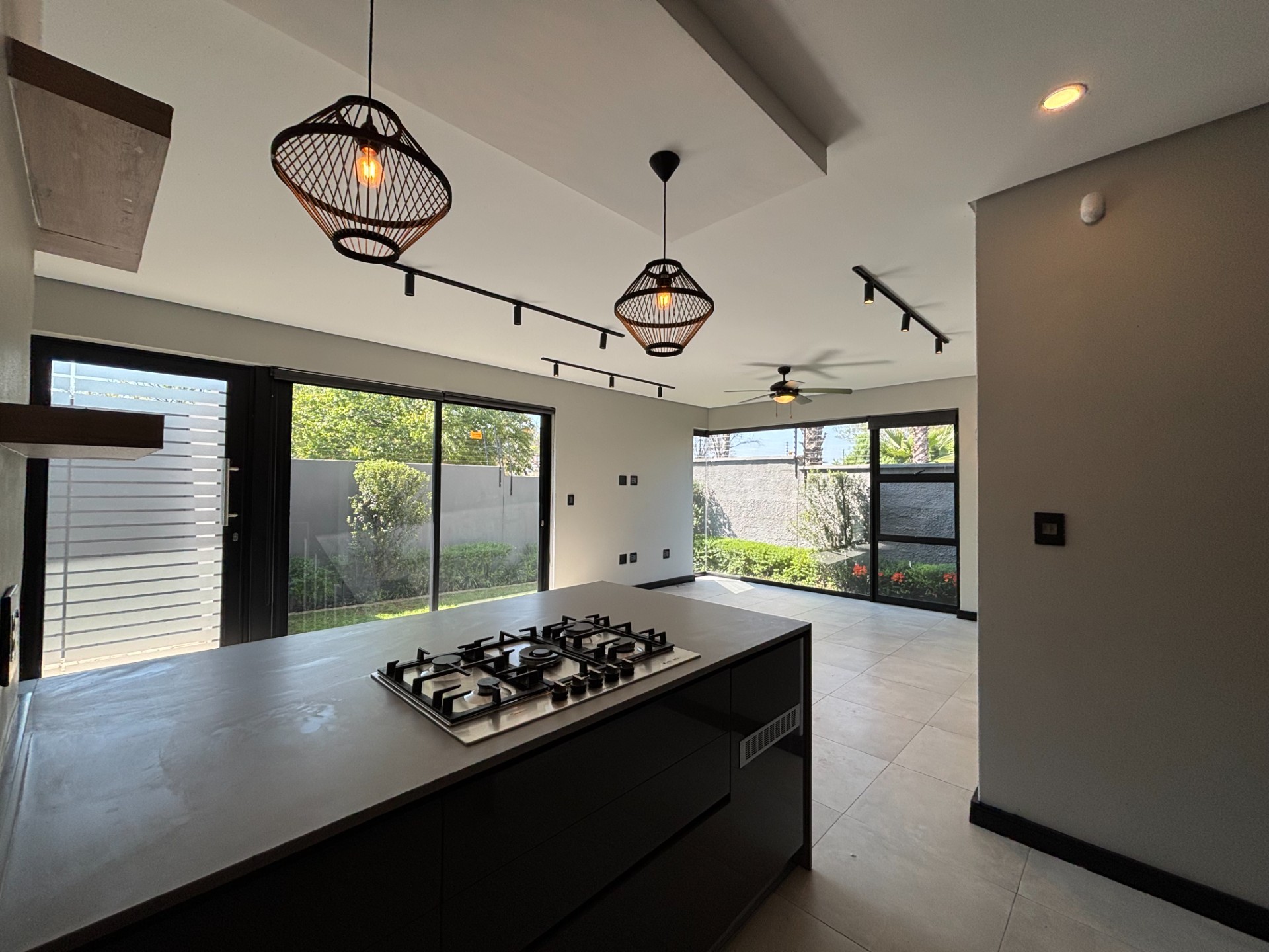 Townhouse for rent in Bryanston, Sandton