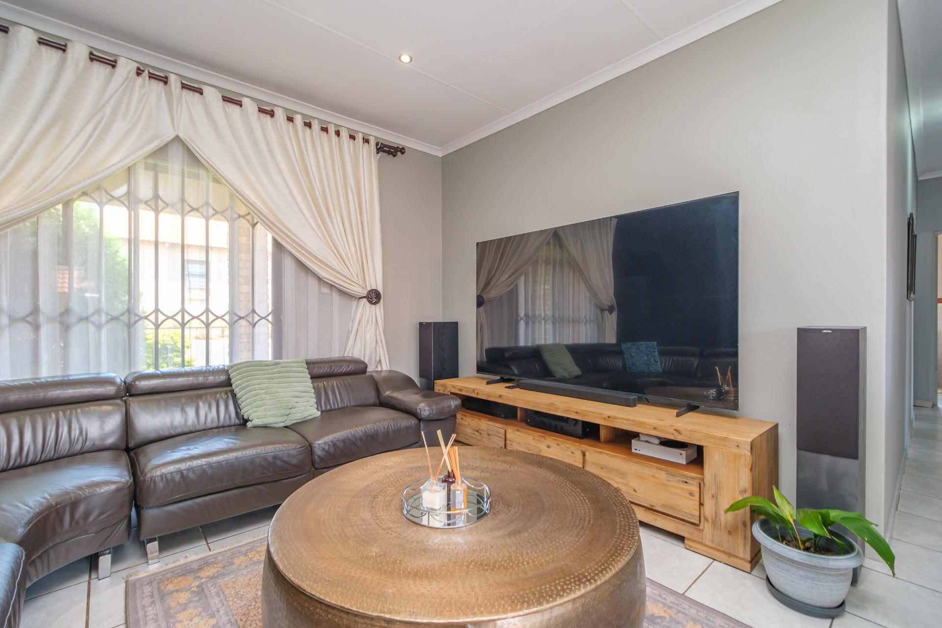 Cluster for sale in Groblerpark Ext, Roodepoort, 81 m²