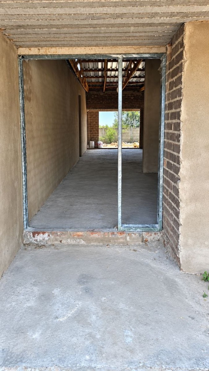 House for sale in Kilner Park, Pretoria, 280 m²