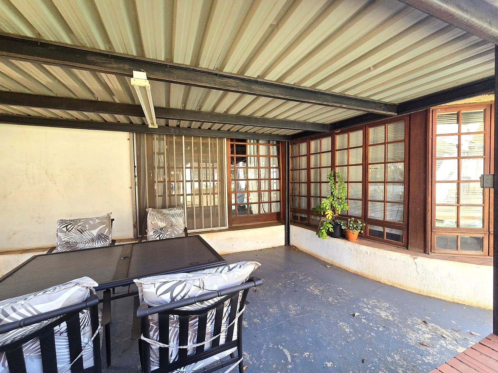 Cottage for rent in Sinoville, Pretoria
