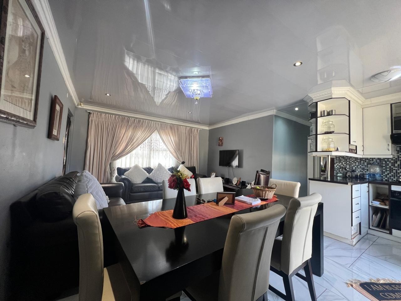 House for sale in Amalinda, East London, 272 m²