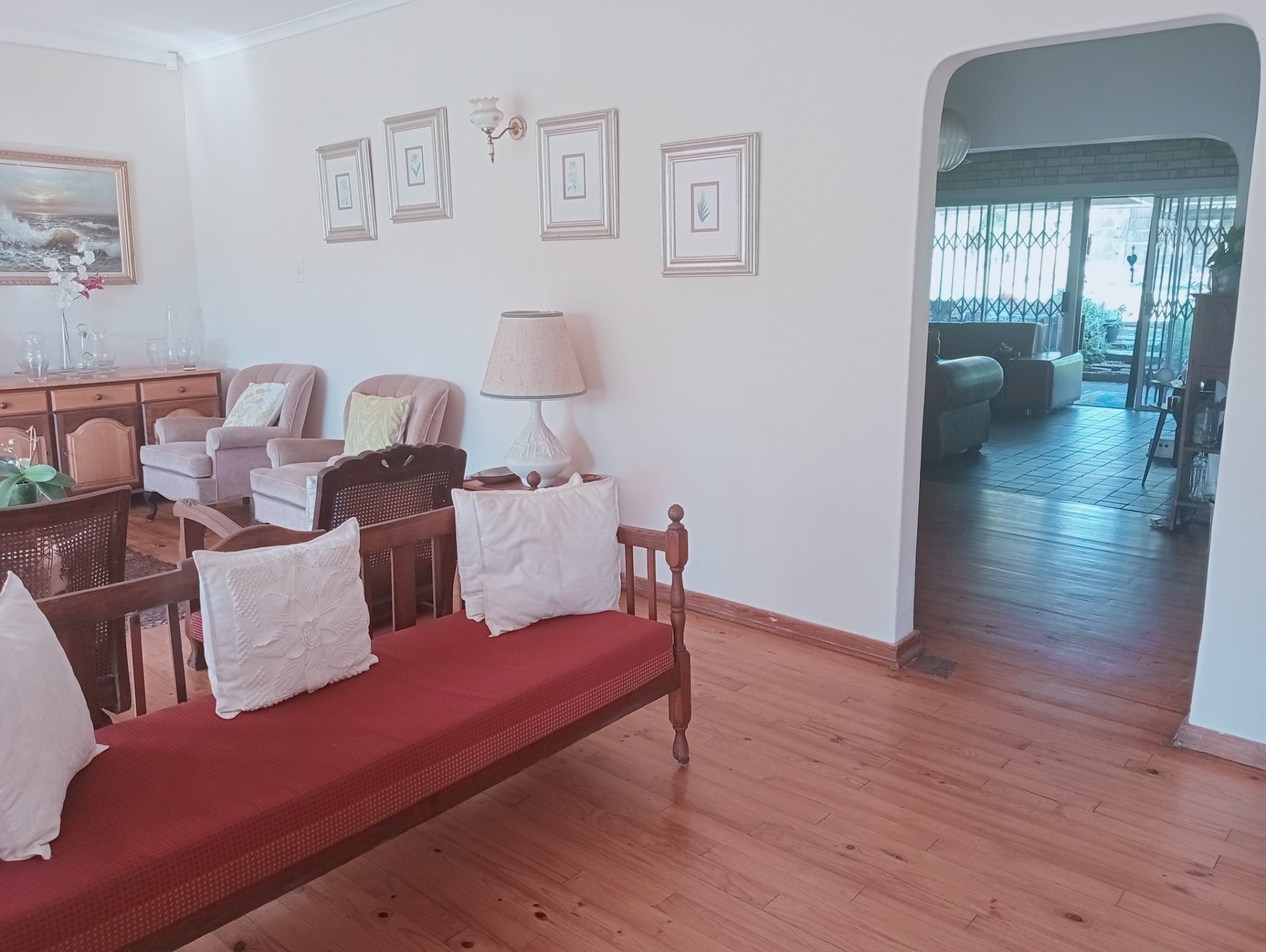 House for sale in Vanes Estate, Uitenhage, 1364 m²