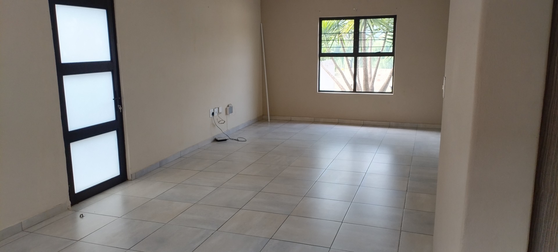 House for rent in Waterval Estate, Johannesburg, 220 m²