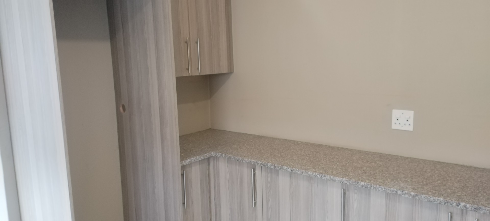 House for rent in Waterval Estate, Johannesburg, 220 m²