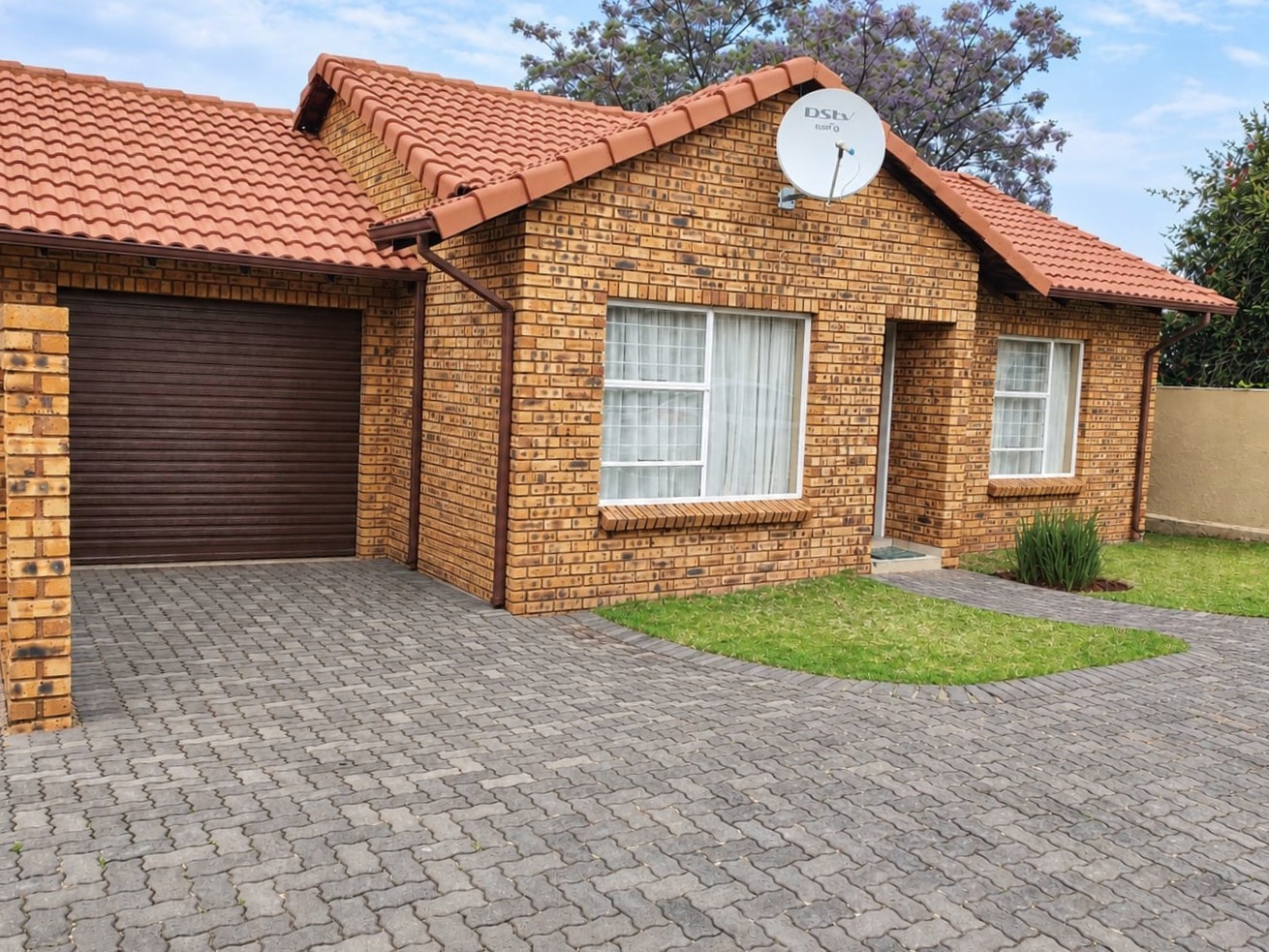 House for sale in Witpoortjie, Roodepoort, 76 m²