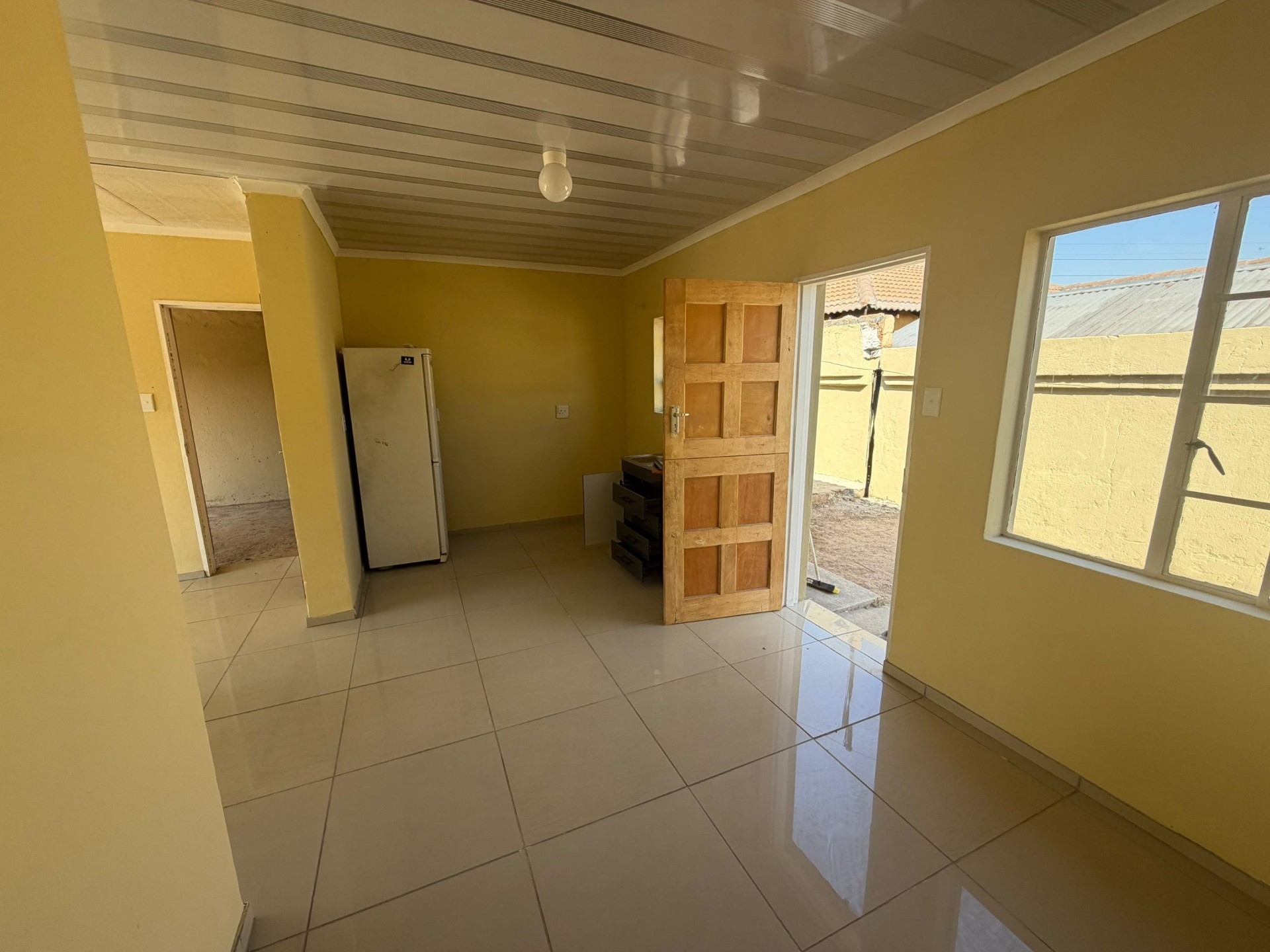 House for sale in Rosslyn, Akasia, 314 m²