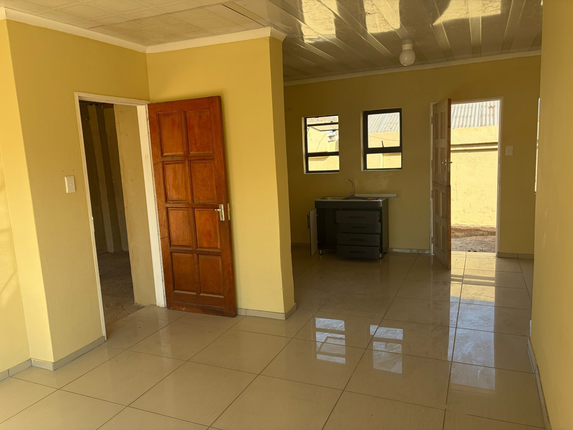 House for sale in Rosslyn, Akasia, 314 m²