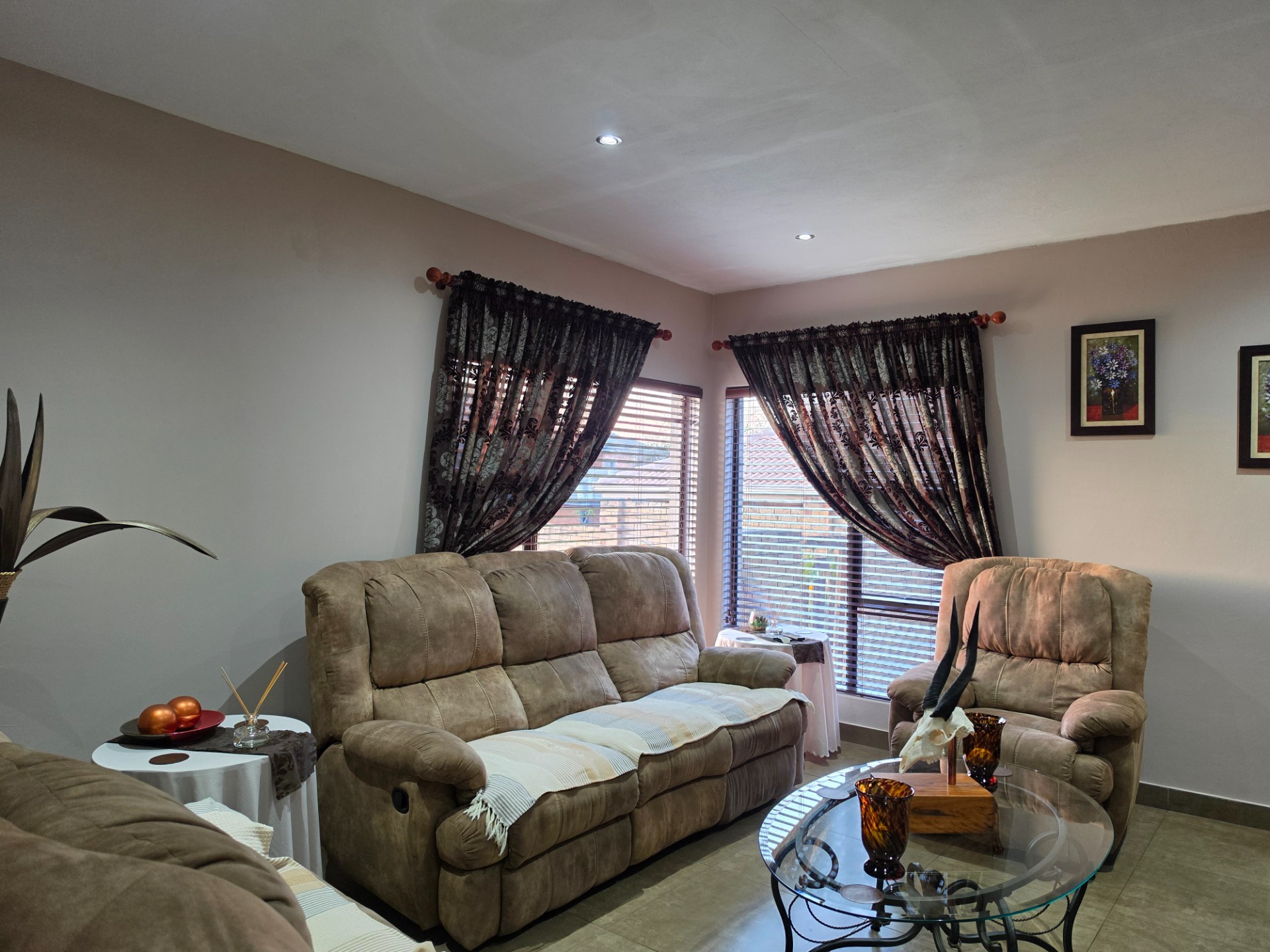 House for sale in Roberts Estate, Middelburg, 279 m²