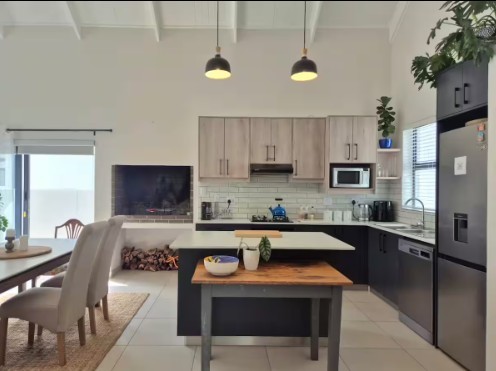 House for sale in Laguna, Langebaan, 133 m²