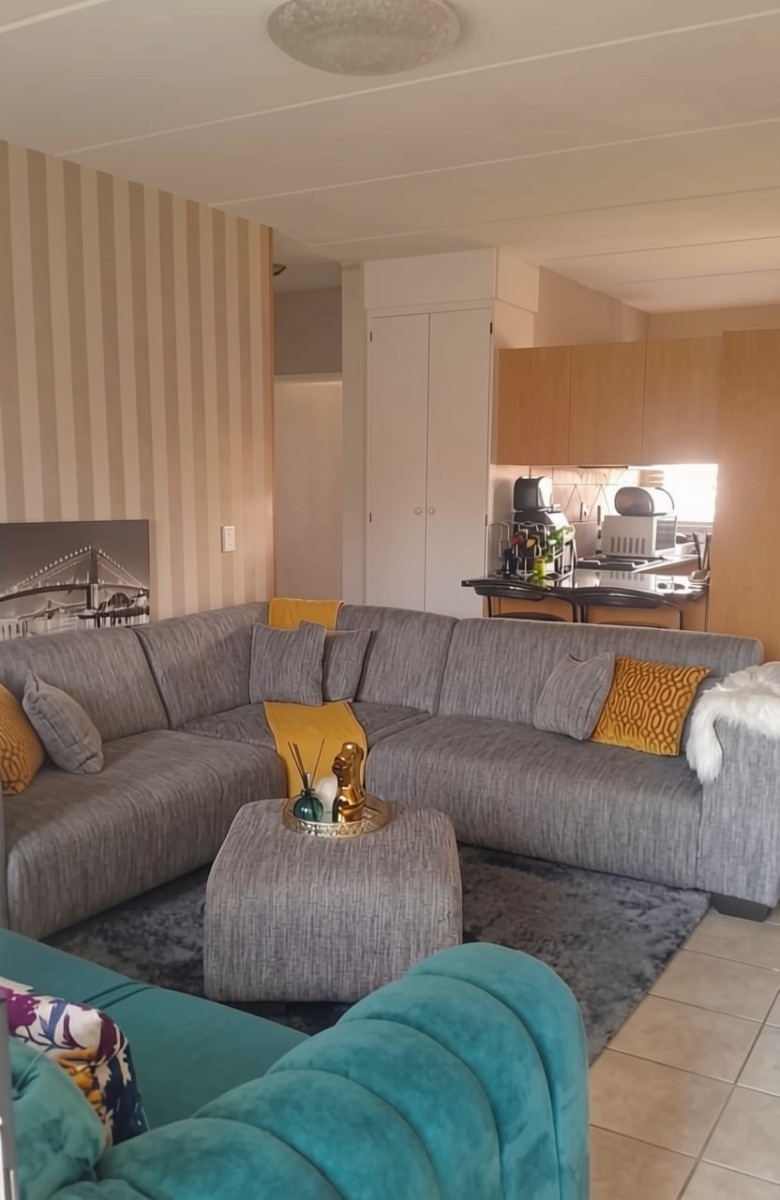 Apartment for sale in Clarina, Akasia, 58 m²