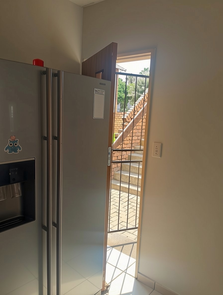 Apartment for sale in Clarina, Akasia, 58 m²