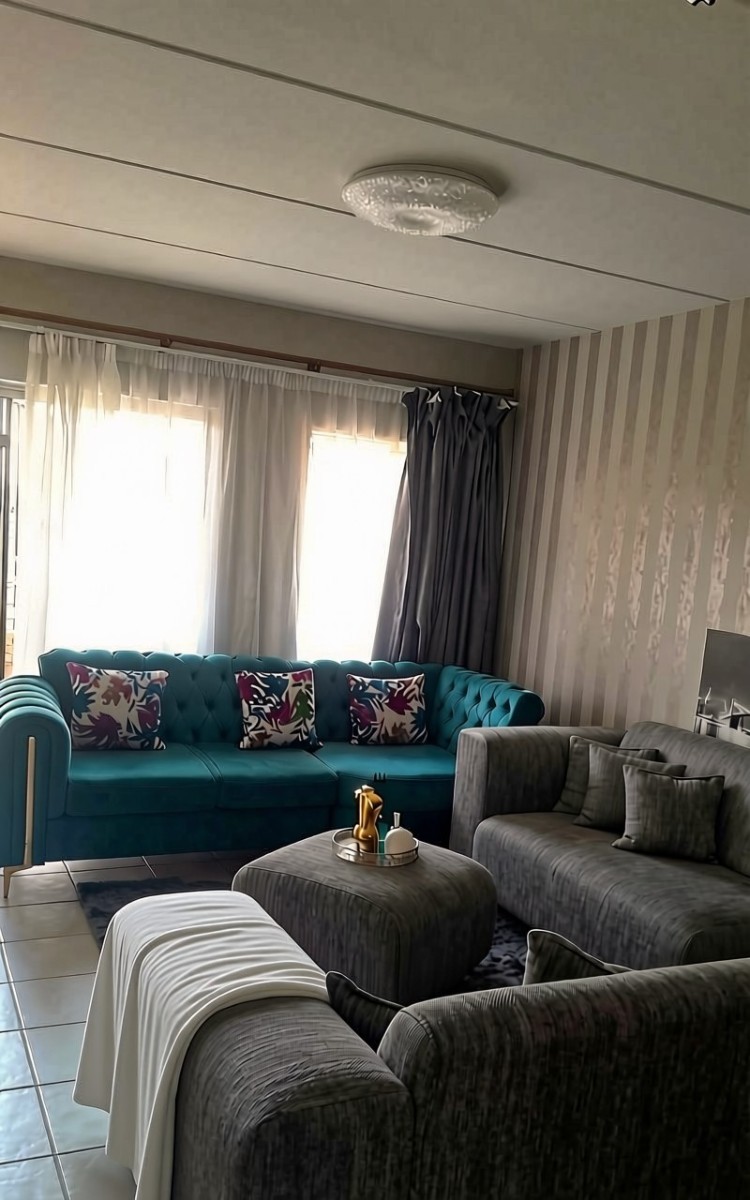 Apartment for sale in Clarina, Akasia, 58 m²