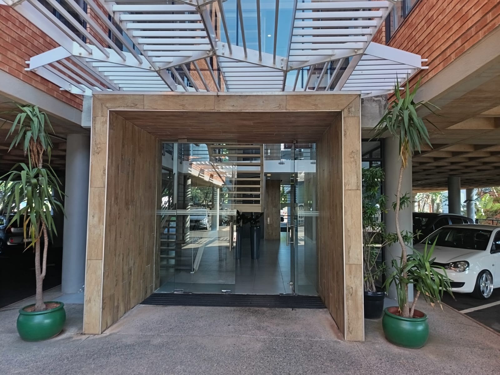 Office for rent in Umhlanga Ridge, Umhlanga, KwaZulu Natal, 190 m²