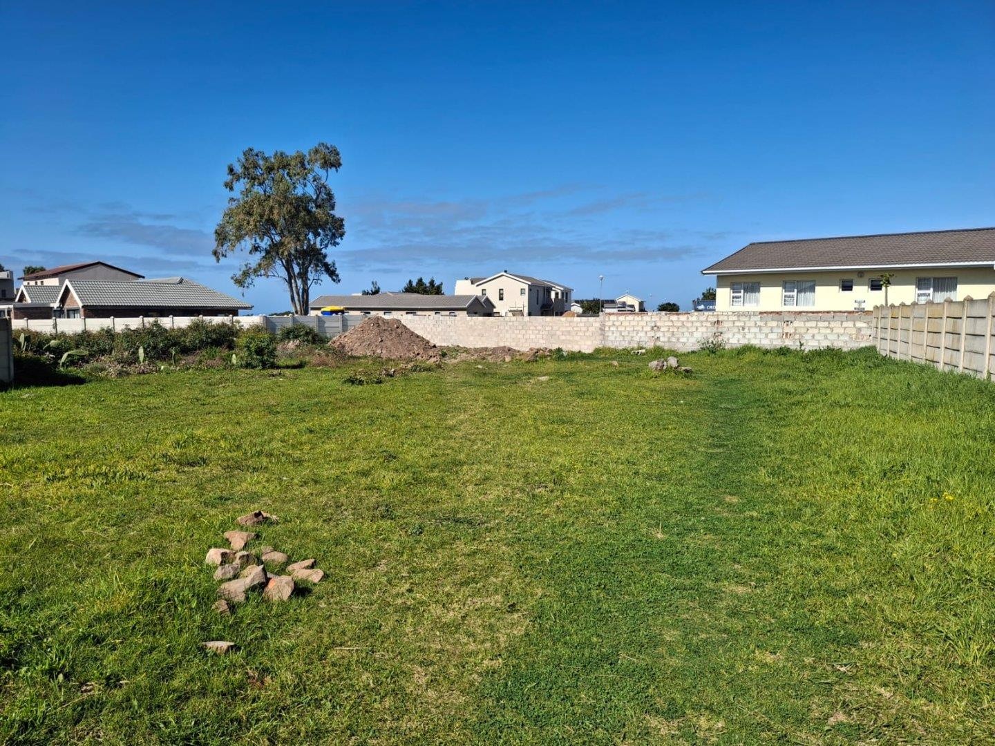 Vacant Land for sale in Noorsekloof, Jeffreys Bay, 887 m²