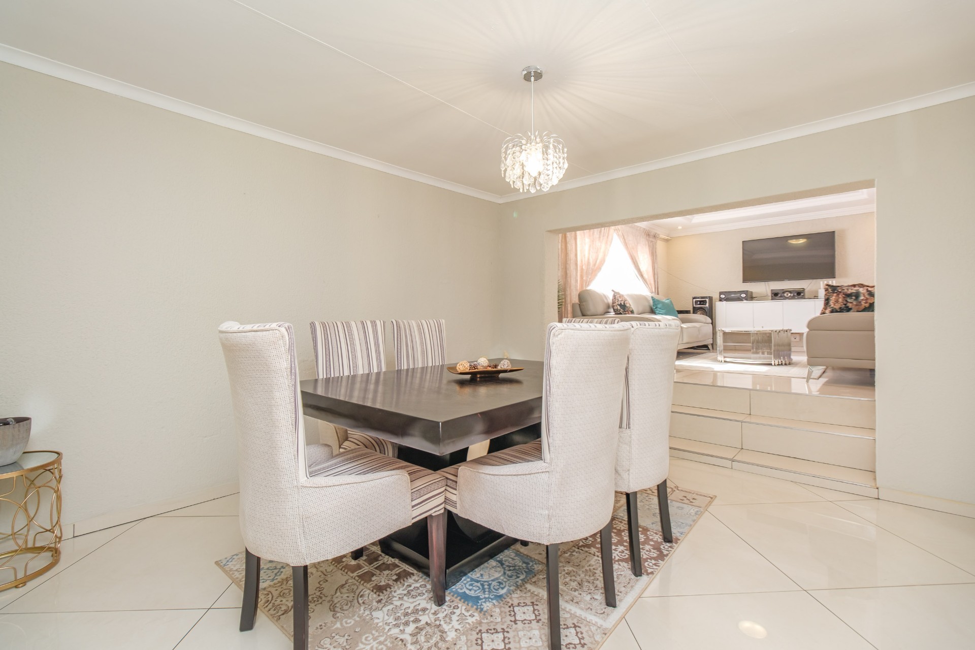 House for sale in Lindhaven, Roodepoort, 618 m²