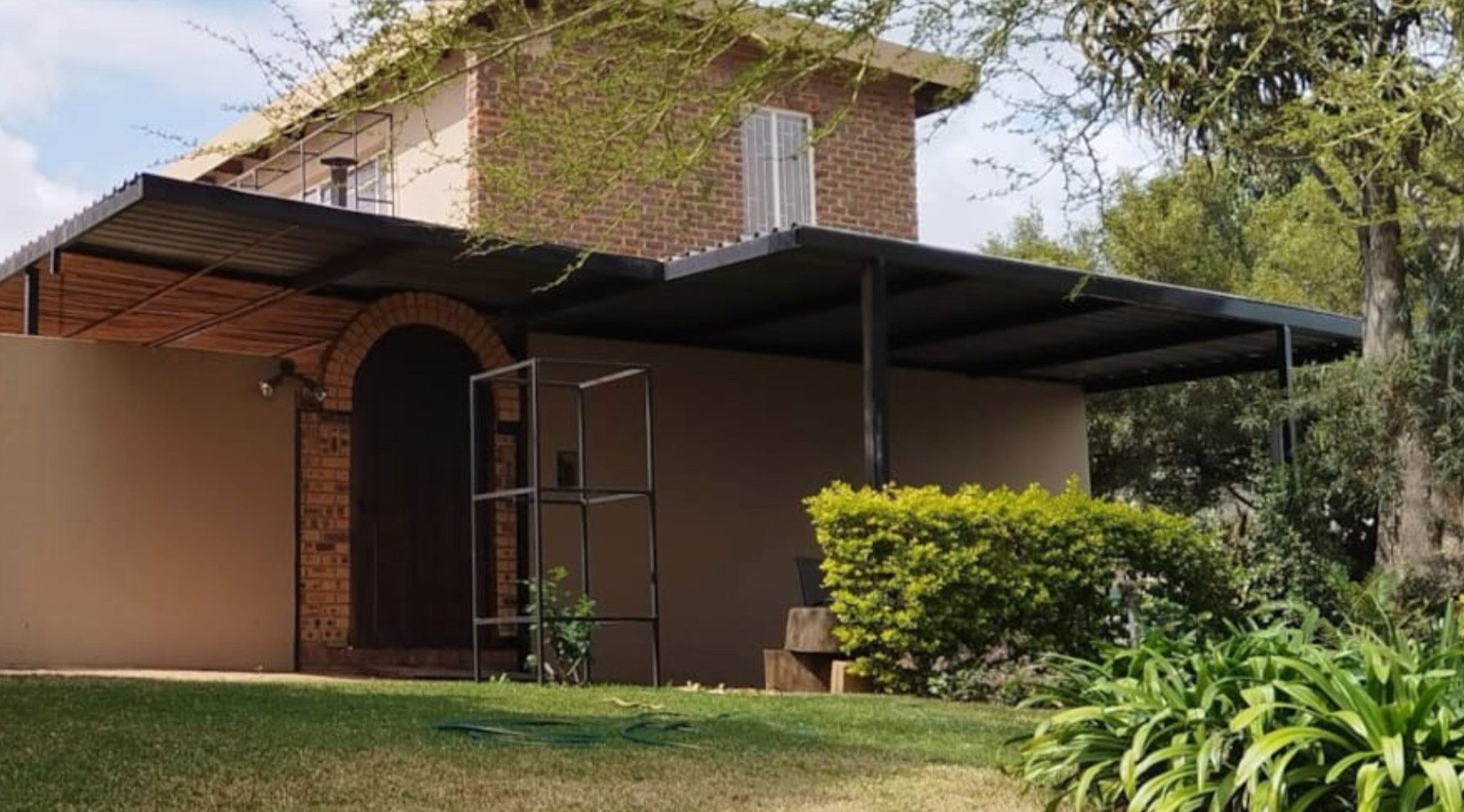 House for sale in Waterkloof Heights, Pretoria, 400 m²