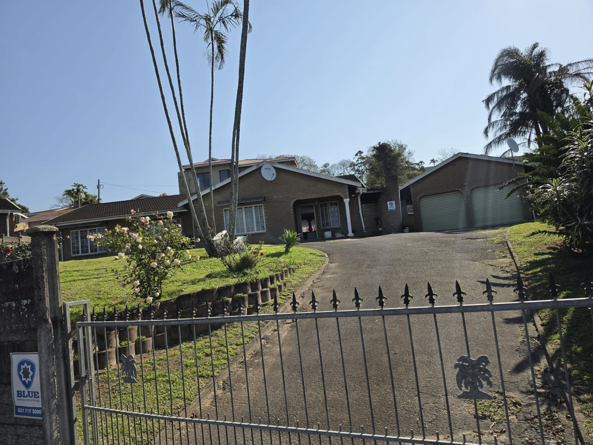 House for sale in Queensburgh Central, Queensburgh, KwaZulu Natal, 1000 m²