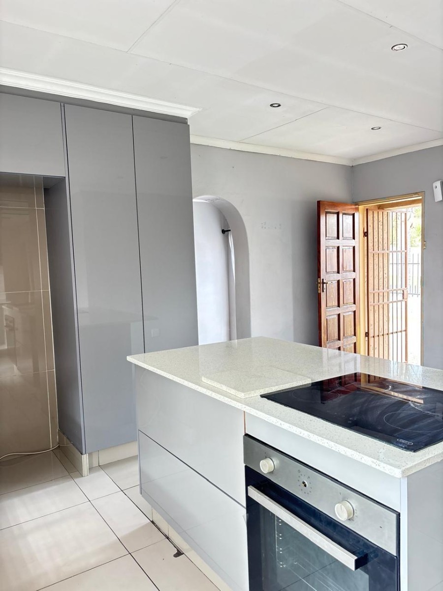 House for sale in Witbank Ext 16, Witbank, 102 m²