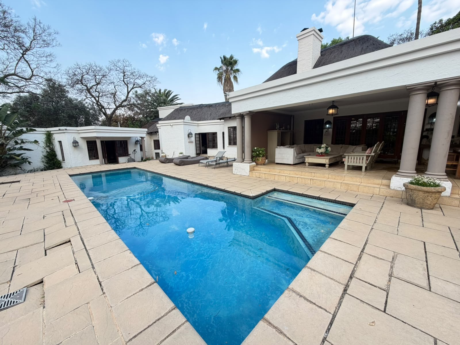 A Private Bryanston Sanctuary Designed for Grand Entertaining