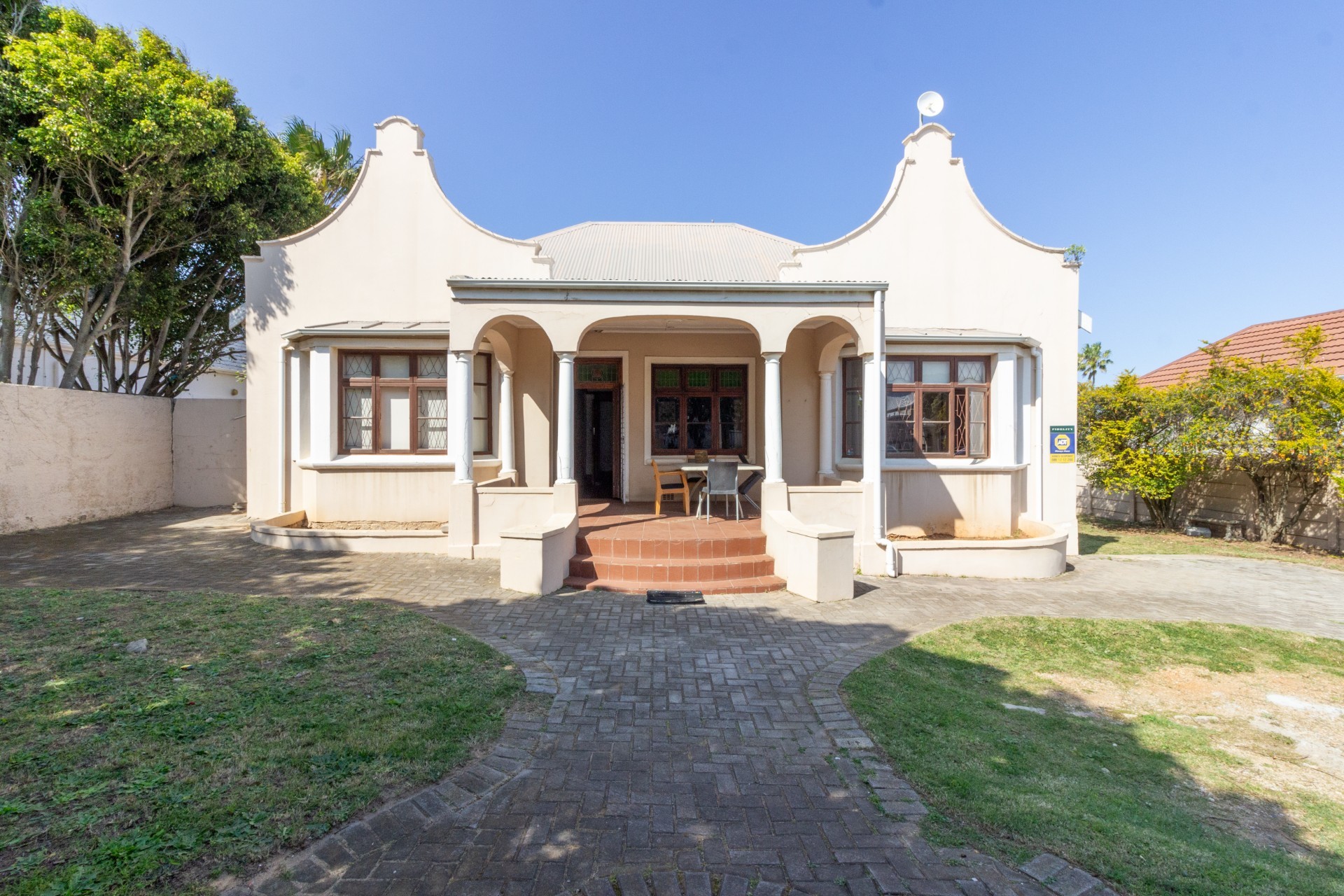 Office for rent in Walmer, Port Elizabeth, Unit 03, 30 Heugh Road, Walmer, Port Elizabeth, Eastern Cape, 168 m²