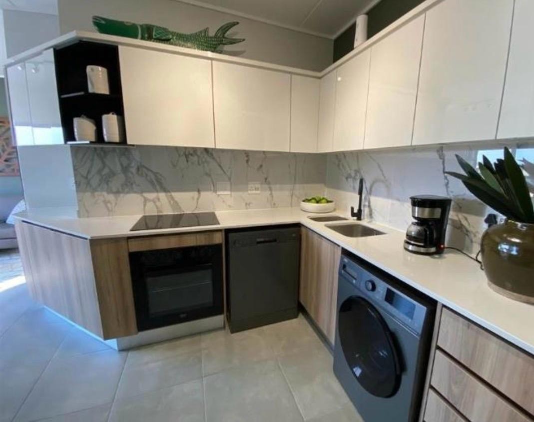 Apartment for rent in Waterfall, Midrand, 1 D (2nd floor), Munyaka Estate, 12 Munyaka BLVD, Waterfall, Midrand, Gauteng, 40 m²