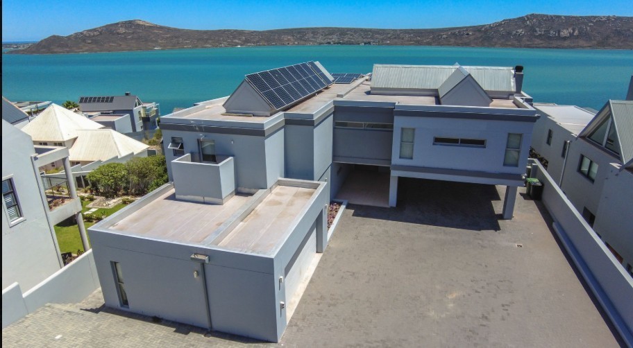 House for sale in Myburgh Park, Langebaan, 750 m²