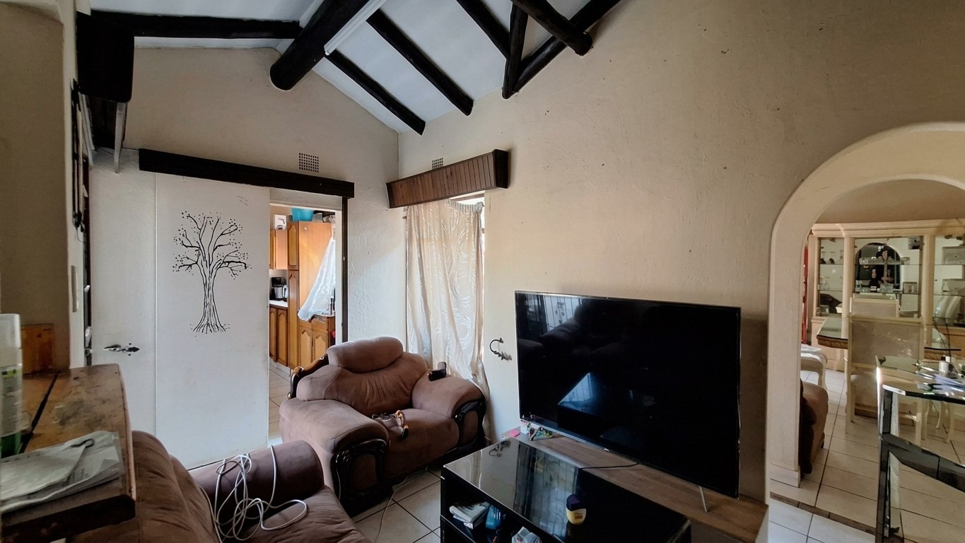 House for sale in Lambton Gardens, Germiston, 285 m²