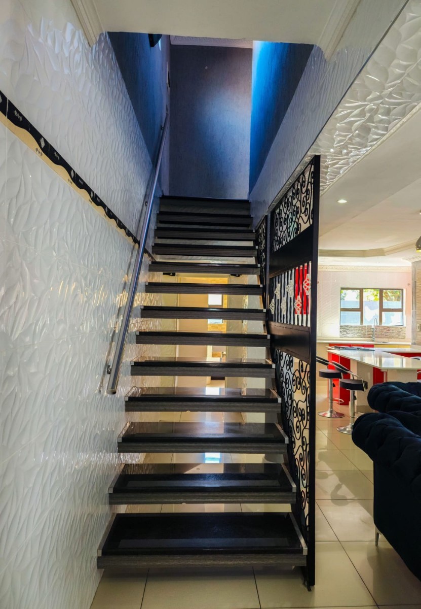 Townhouse for sale in Aviary Hill, Newcastle, KwaZulu Natal