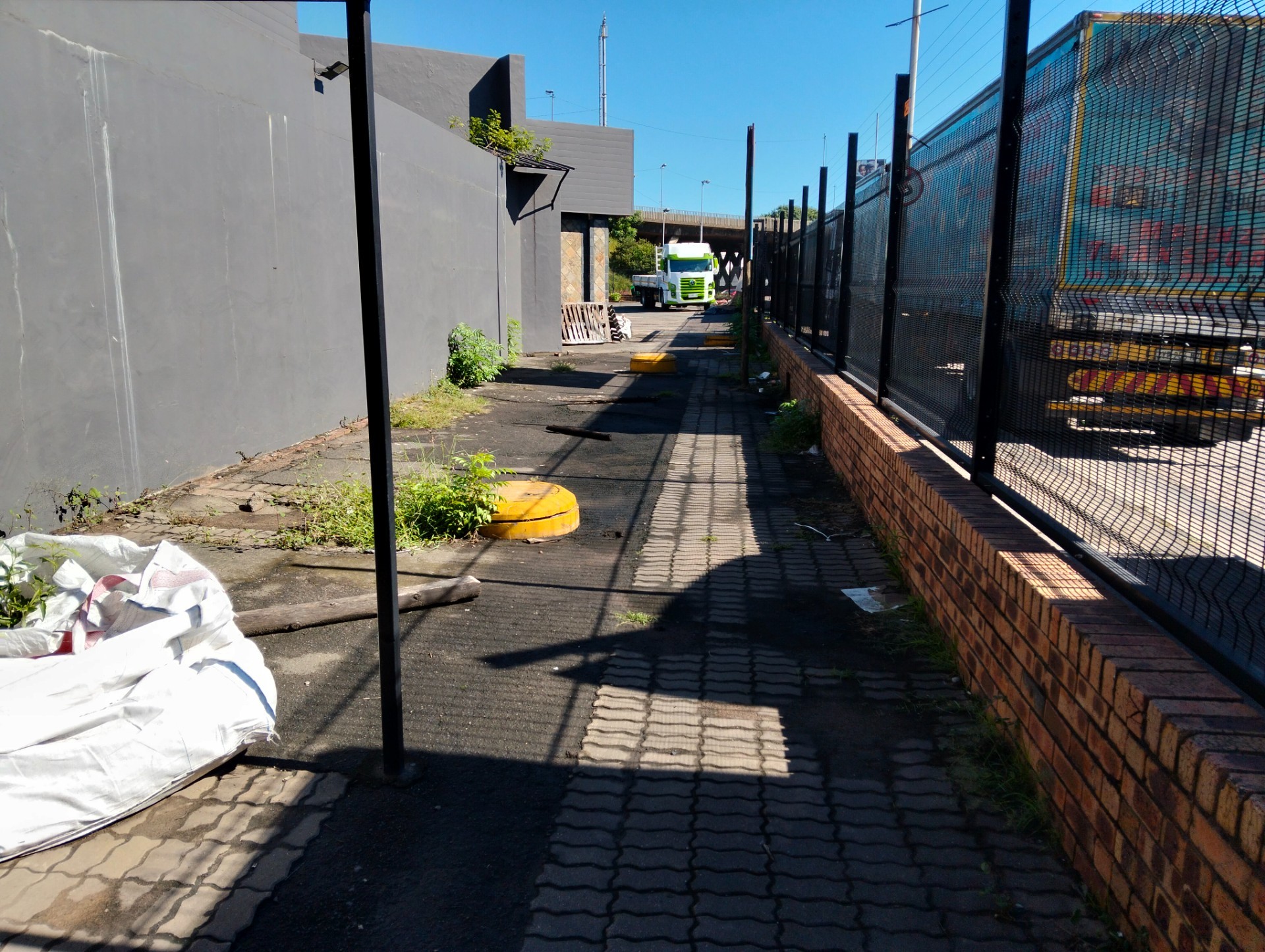 Warehouse for rent in Bluff, Durban, KwaZulu Natal, 250 m²