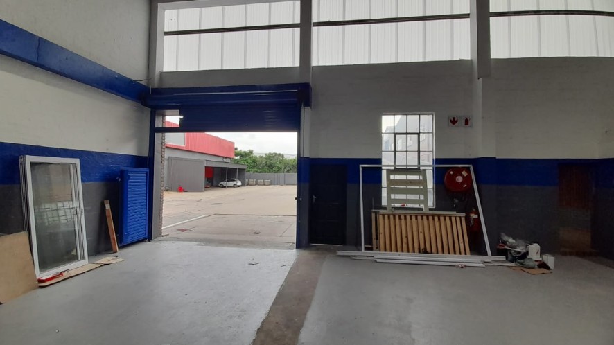 Warehouse for rent in Bluff, Durban, KwaZulu Natal, 250 m²