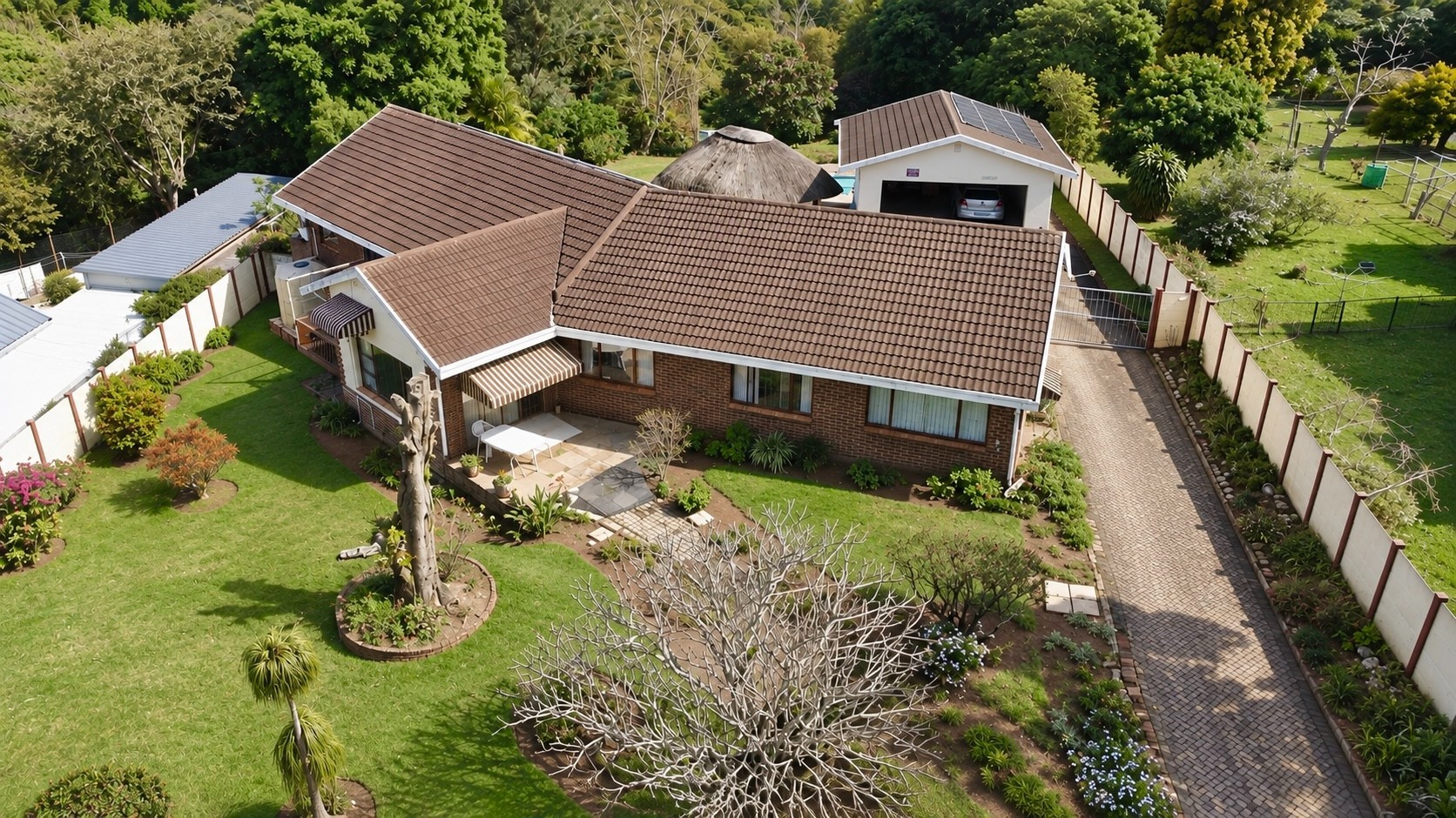 House for sale in Umtentweni, Port Shepstone, KwaZulu Natal, 2025 m²