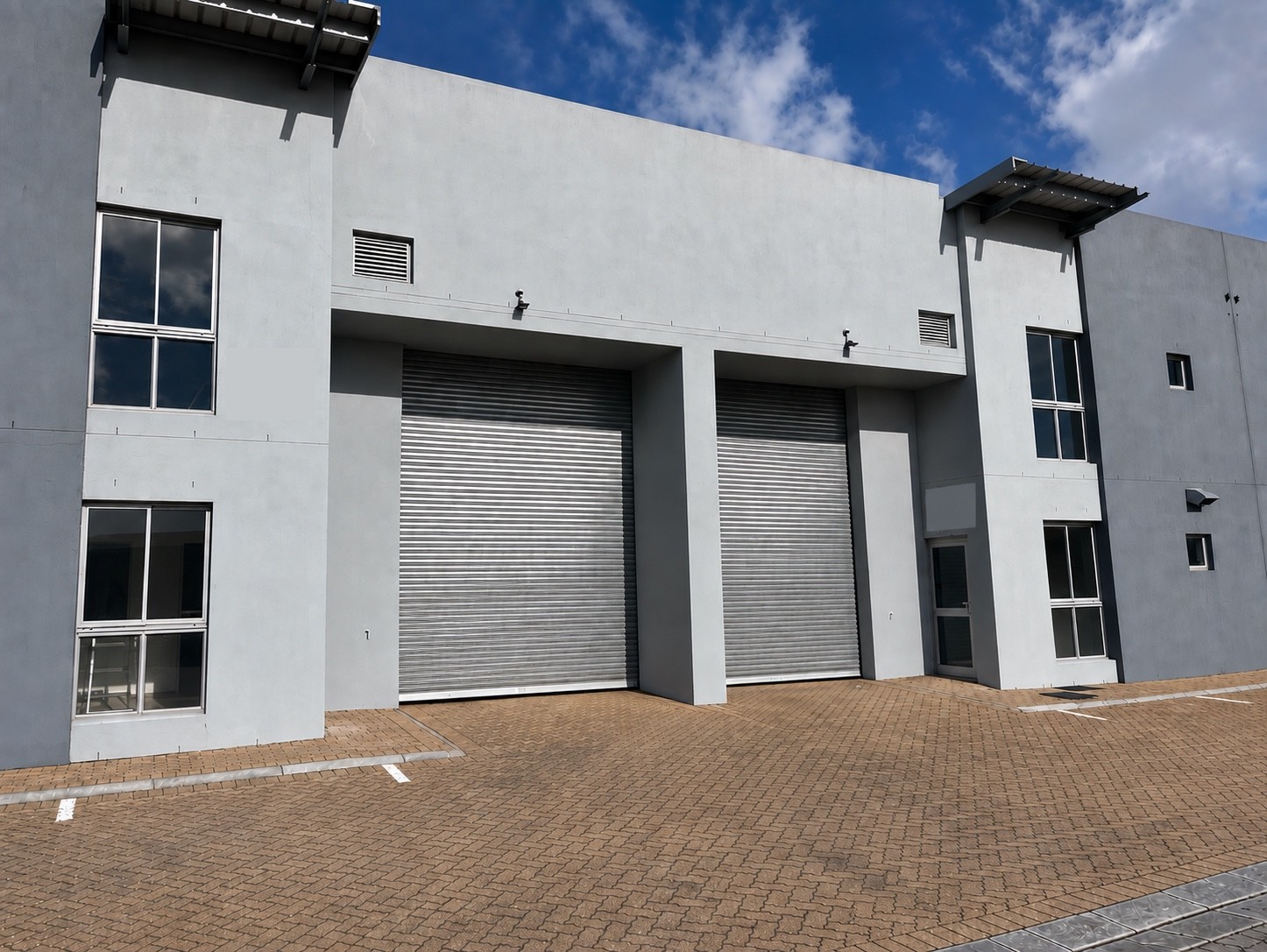 Warehouse for rent in Morgan Industria, Brackenfell, 21 London Circle, Morgan Industria, Brackenfell, Western Cape, 164 m²