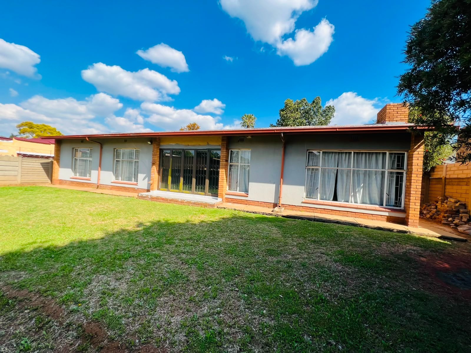House For Sale in Vanderbijlpark SE 2, Vanderbijlpark SE