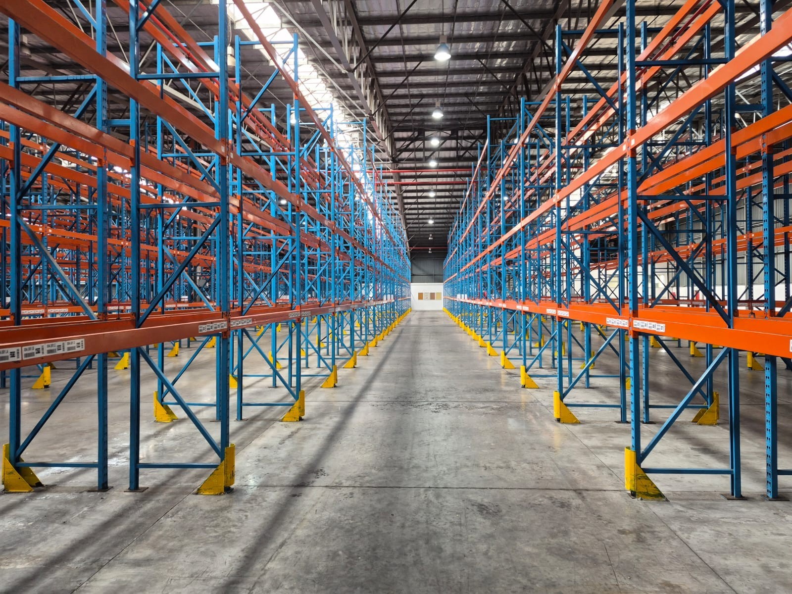 Warehouse for rent in Algoa Park, Port Elizabeth, 2 Uitenhage Road, Algoa Park, Port Elizabeth, Eastern Cape, 5700 m²
