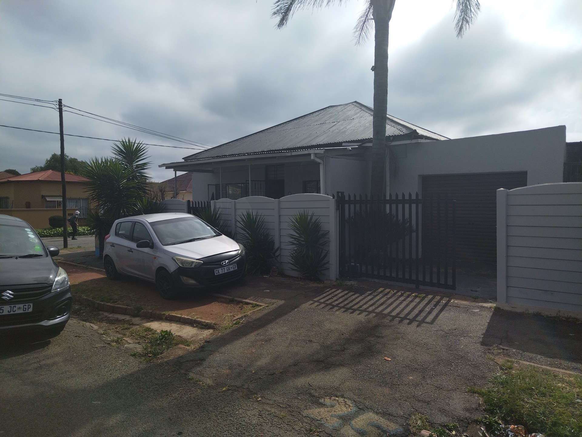 House for sale in Newlands, Johannesburg, 248 m²