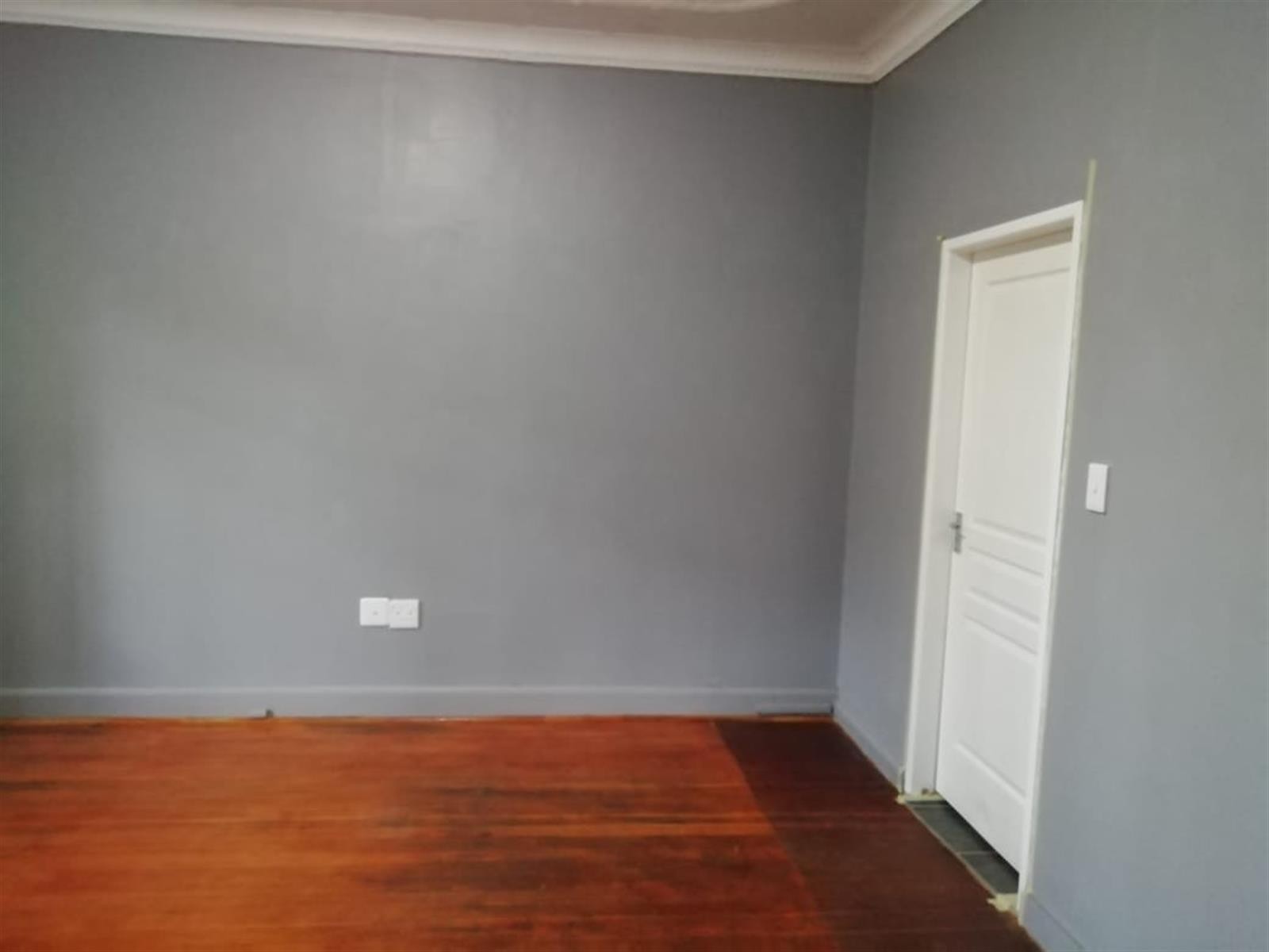 House for sale in Bezuidenhout Valley, Johannesburg, 220 m²