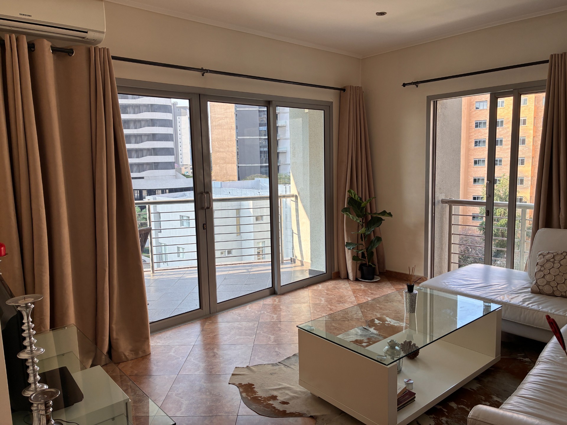 Apartment for rent in Morningside, Sandton, 114 m²