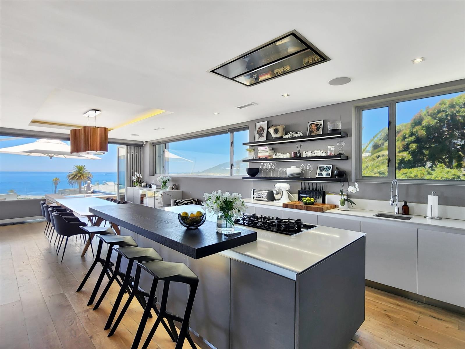 House for sale in Camps Bay, Cape Town, 544 m²