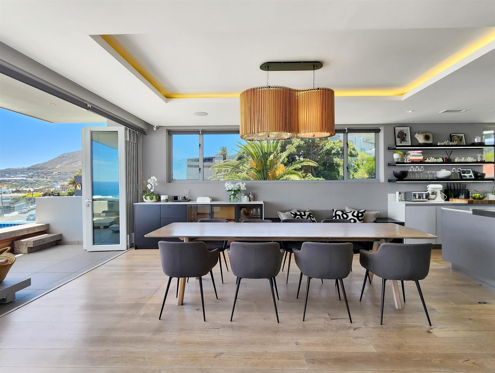 House for sale in Camps Bay, Cape Town, 544 m²