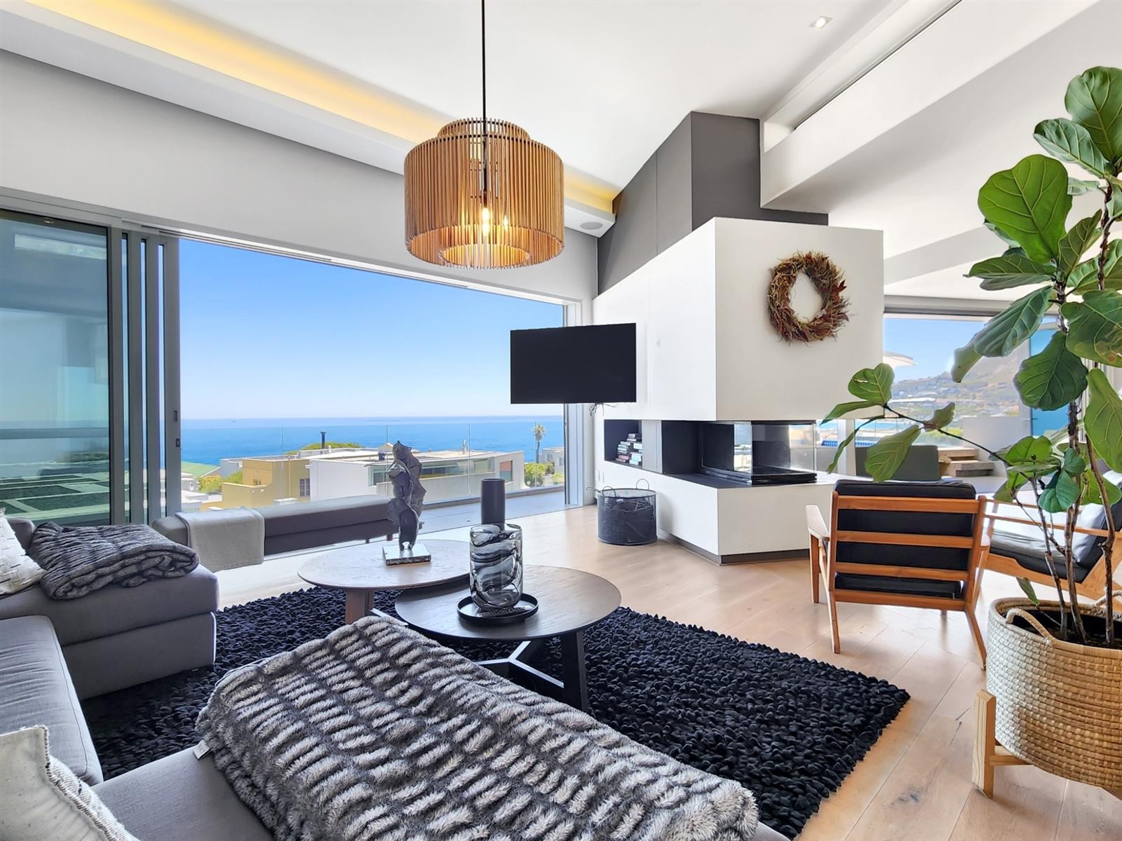 House for sale in Camps Bay, Cape Town, 544 m²