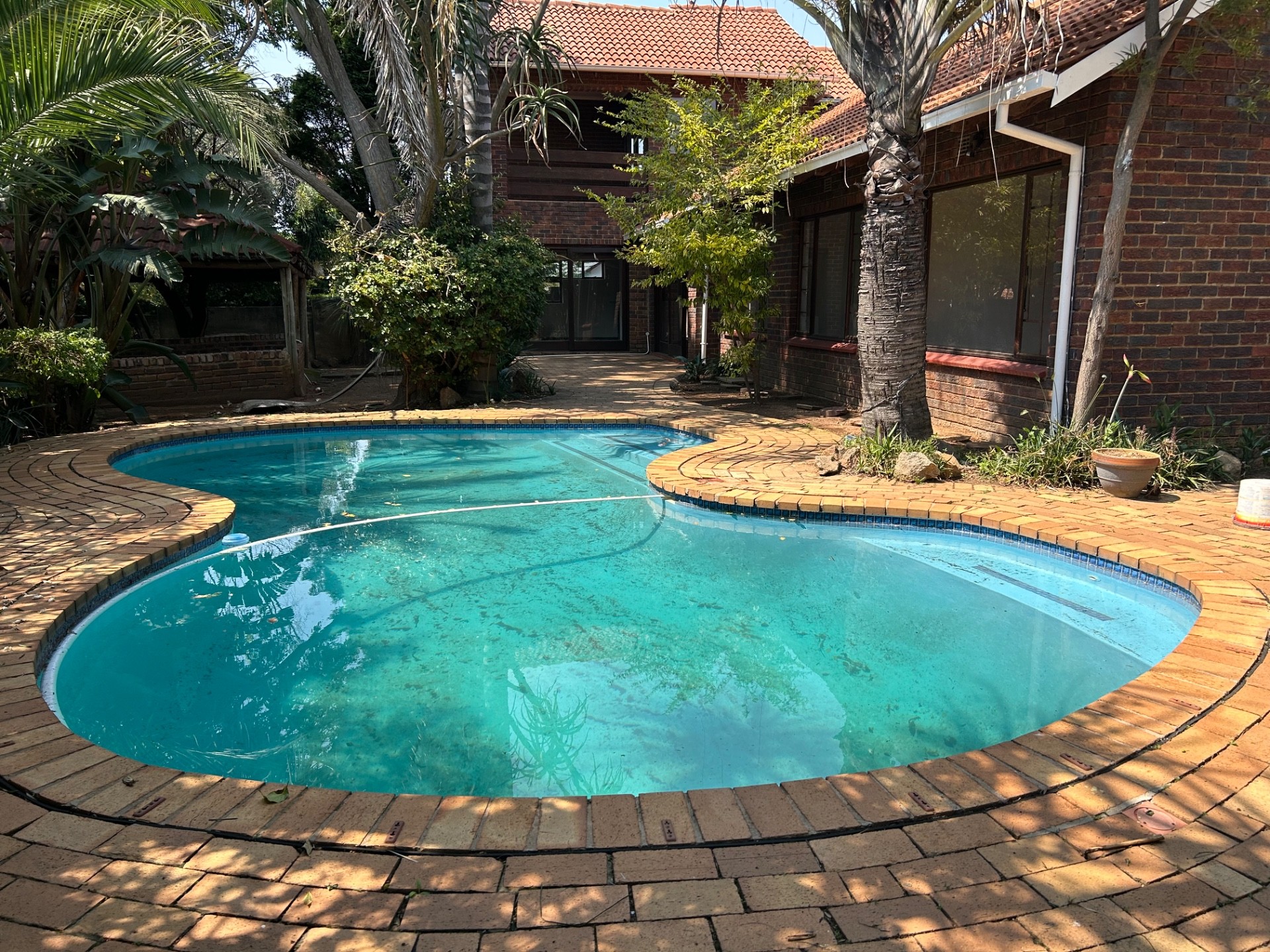 House for sale in Weltevreden Park, Roodepoort, 769 m²