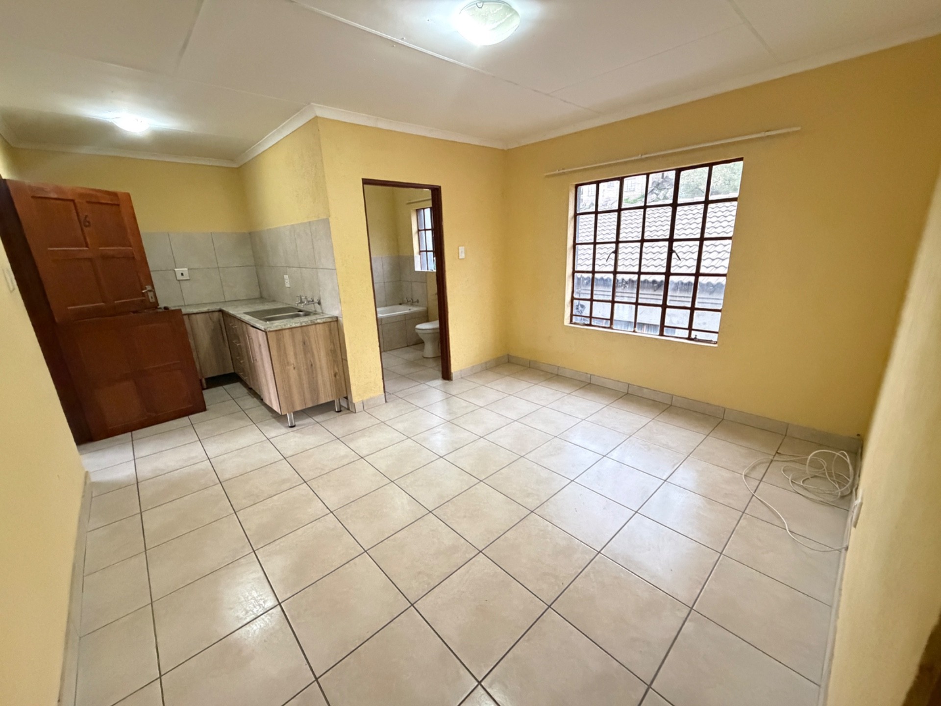 Apartment for rent in Entokozweni East, Tekwane, Nelspruit, 7 Ntokozweni (12th floor), Ntokozweni Damini Side, 12 Ntokozweni, Entokozweni East, Tekwane, Nelspruit, Mpumalanga